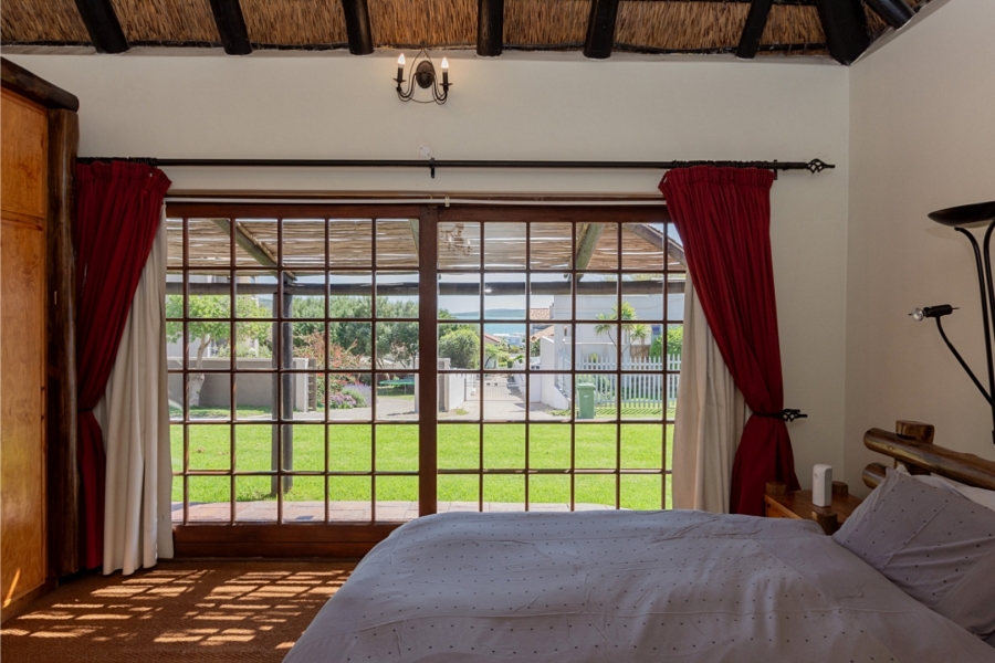 5 Bedroom Property for Sale in Myburgh Park Western Cape